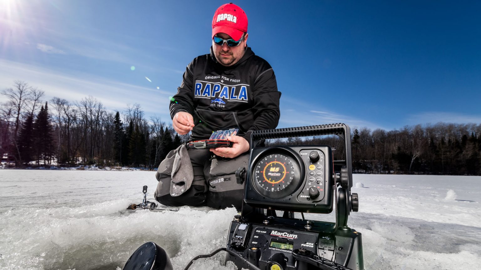 Using Regular Fish Finders for Ice Fishing. Is It an Option? - Fishing & Hunting